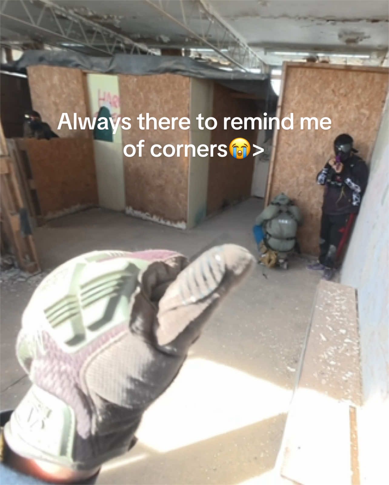 @6X4R