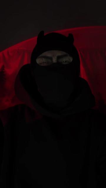 @𝐅𝐞𝐫𝐧