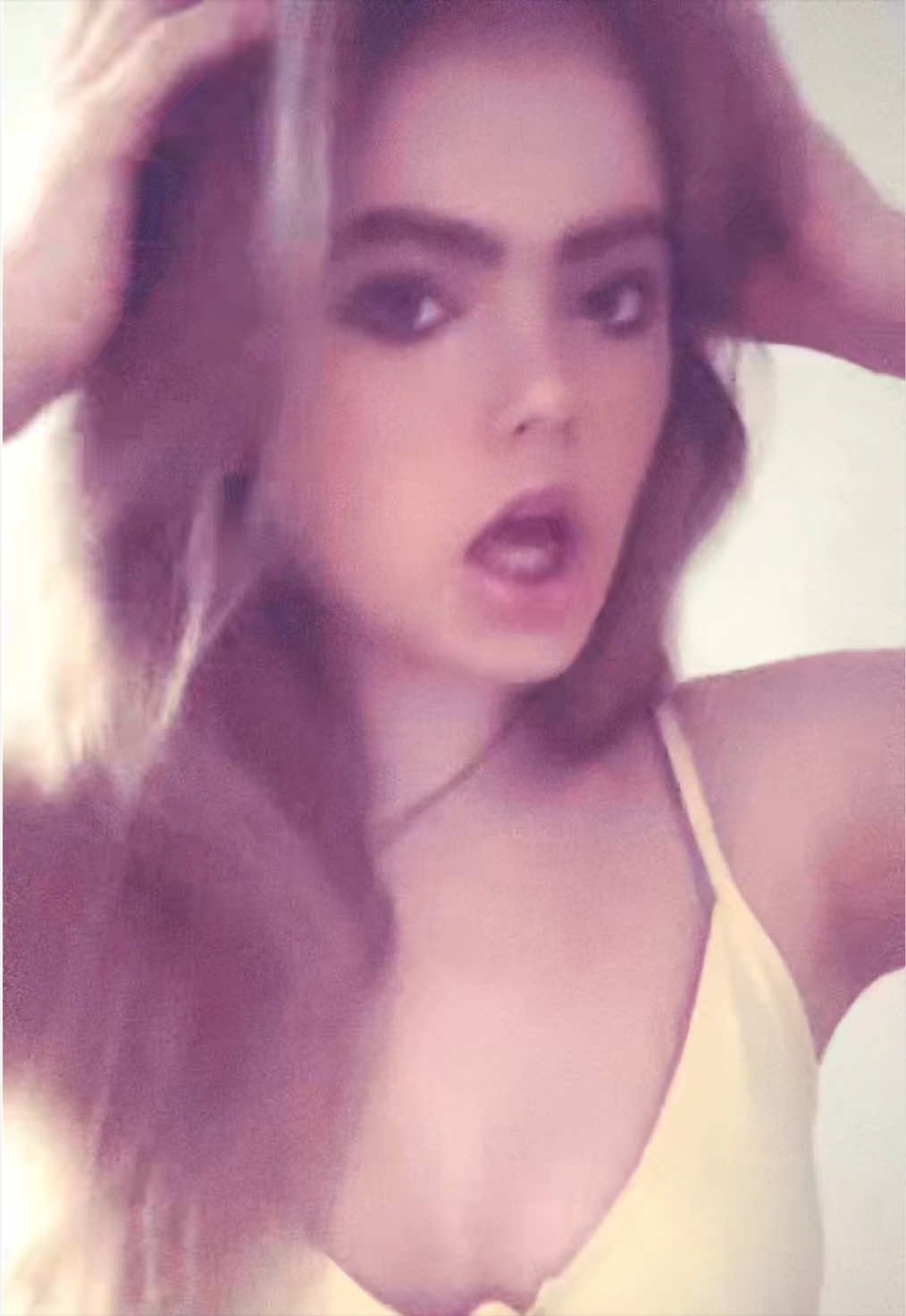 @𝘟𝘖. 𝐸𝑚𝑜𝑟𝑦