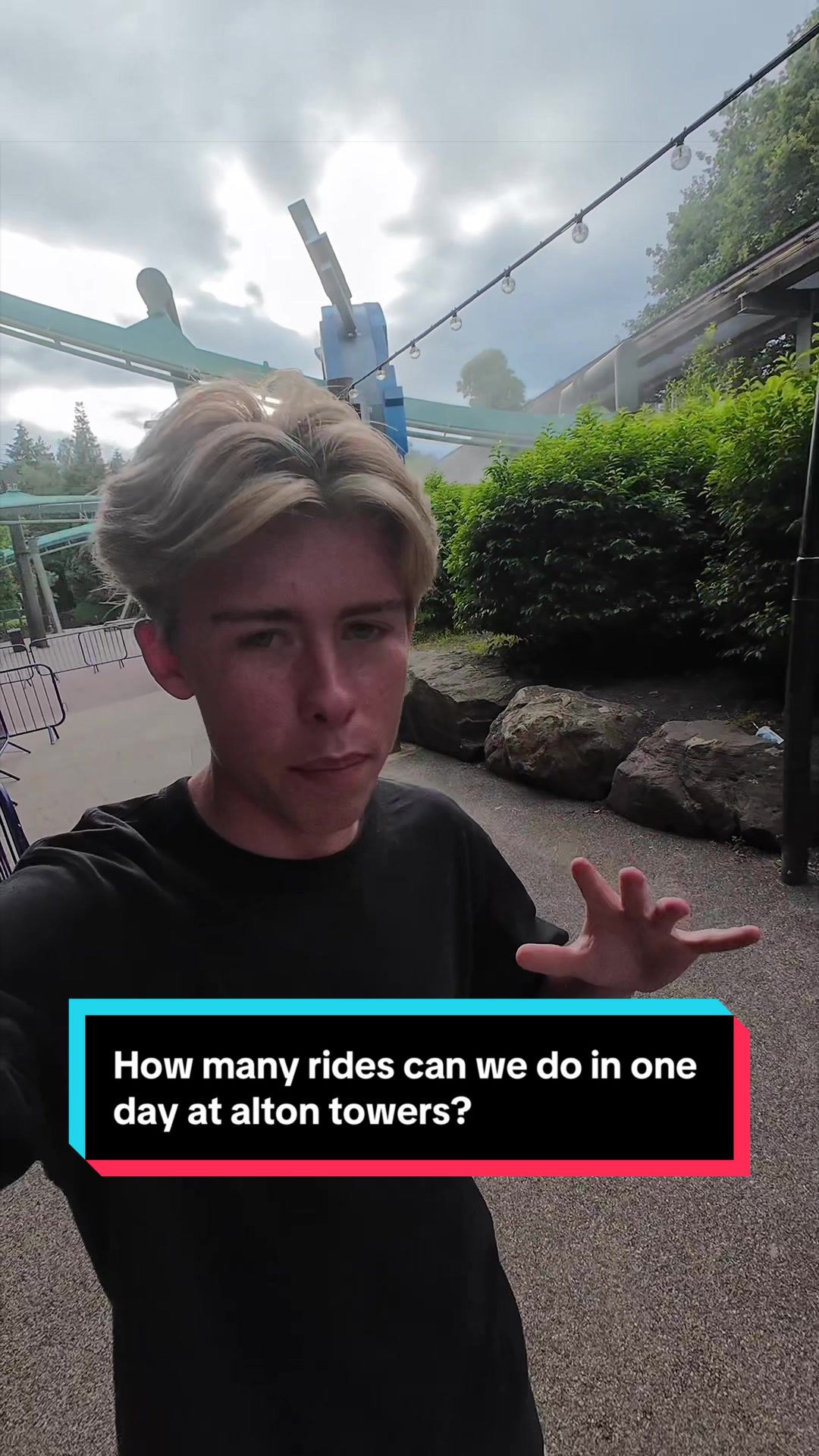 @knocoasters | Theme Park Vlogs