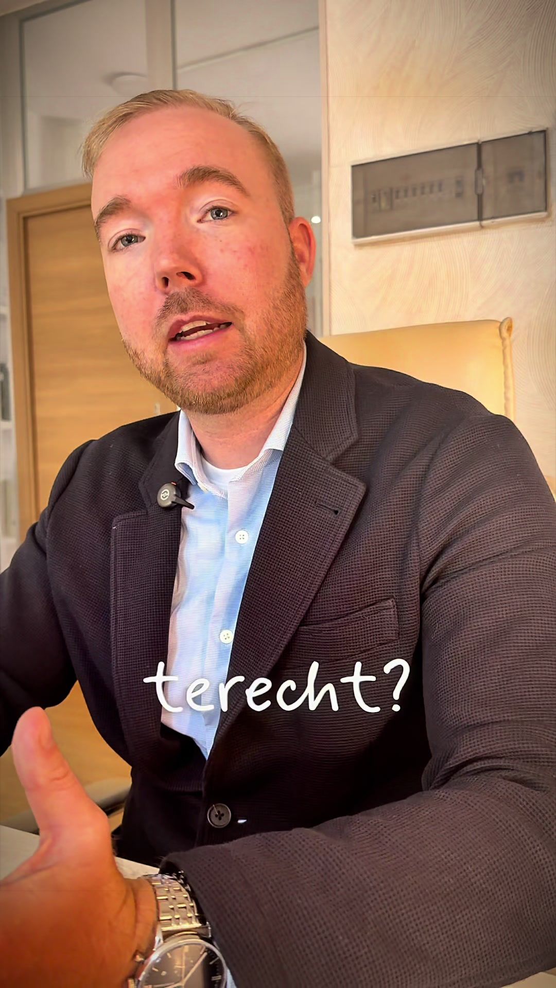 @vanderburgrecht
