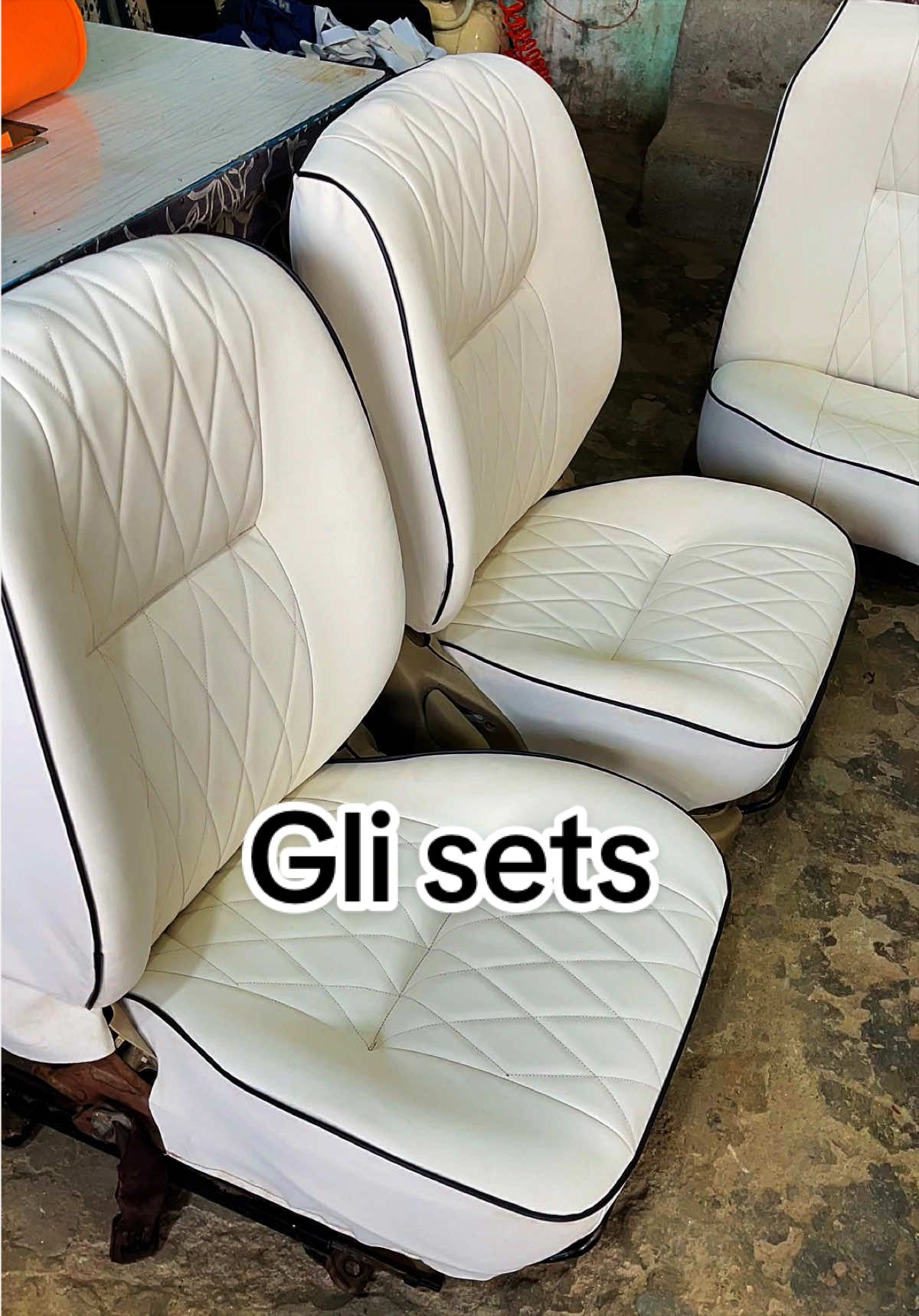 @Ibrahim sofa seat hazro