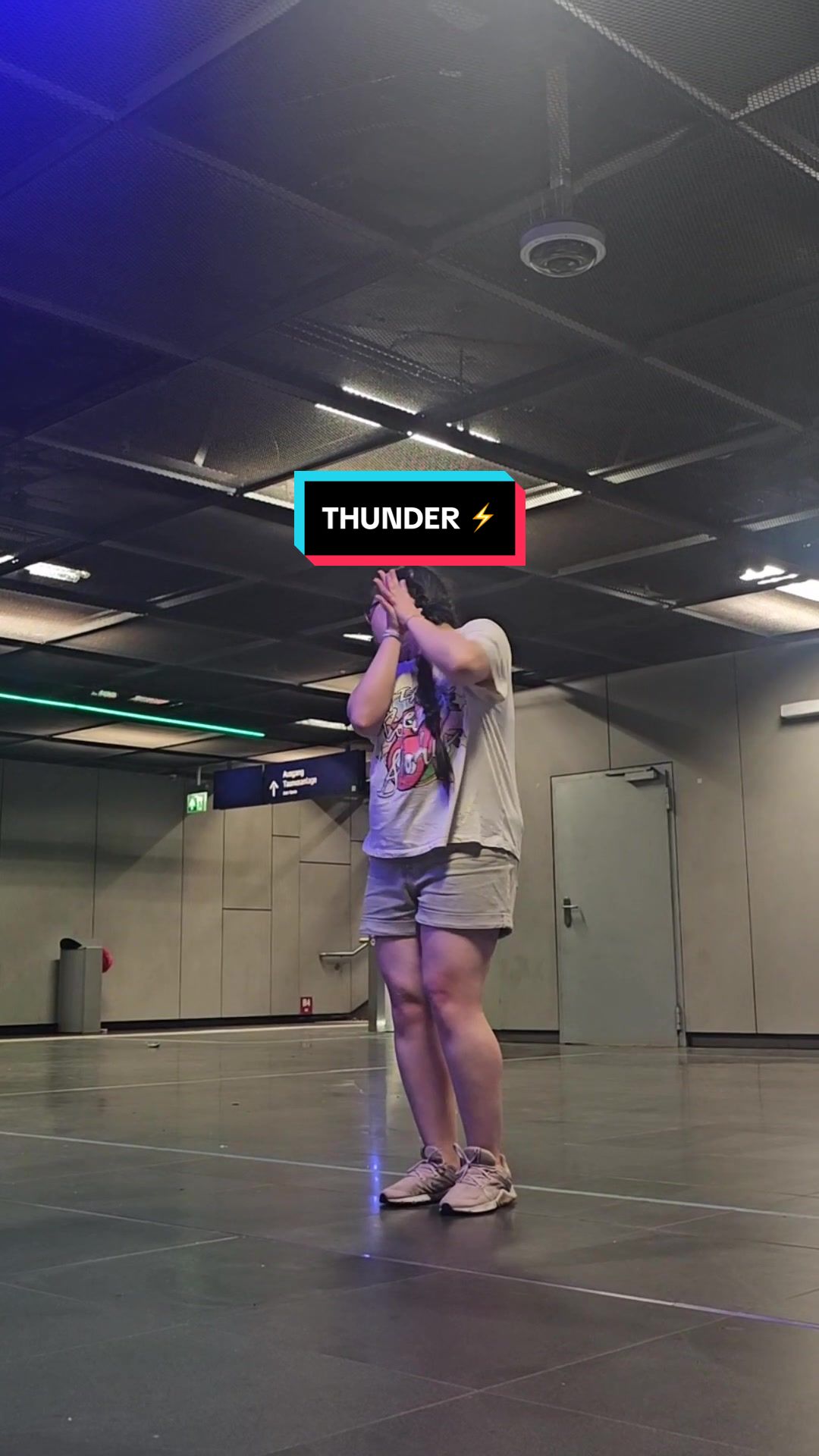 @Dancing Himi ๐ป๐ณ