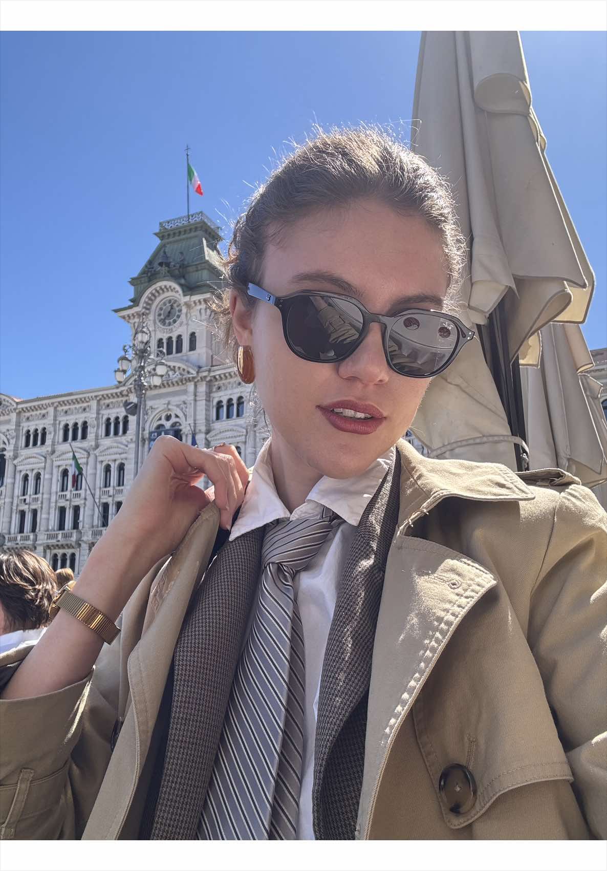 @BALKAN GIRL TRAVELLING