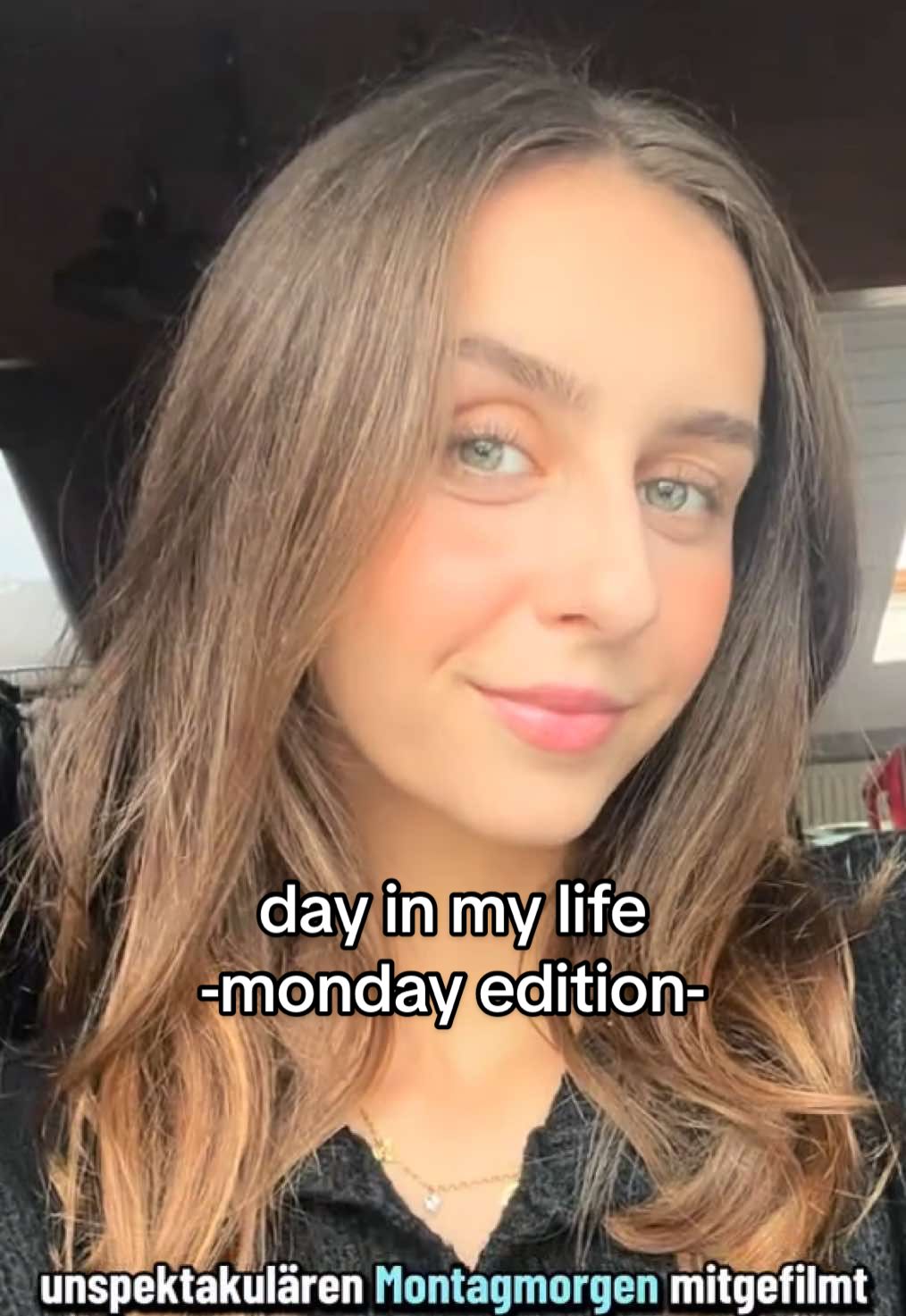 @Vicky💫