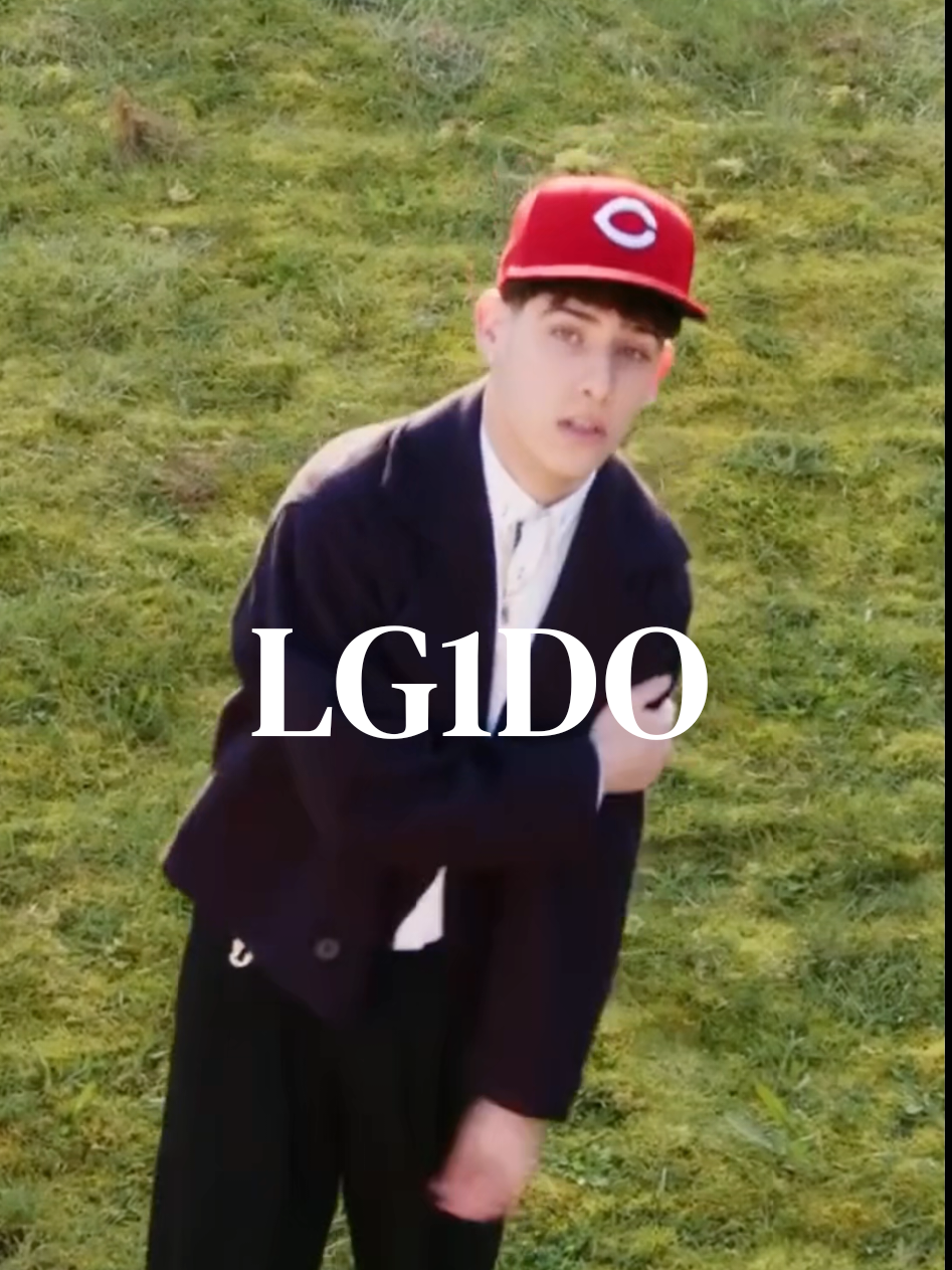 @Cloo03