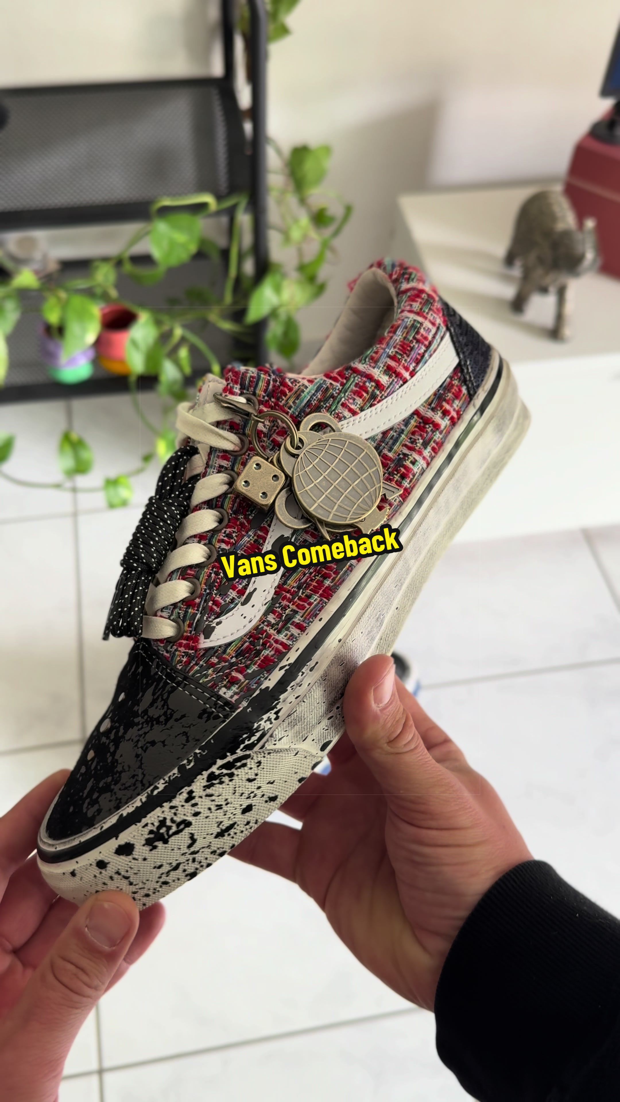 @Sneaker Industry