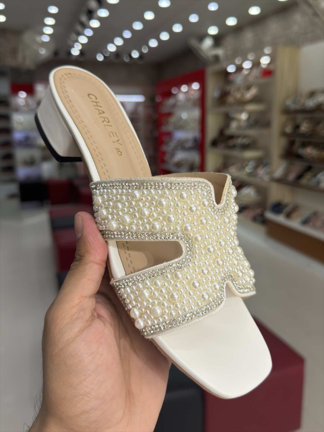 @English shoes Layyah
