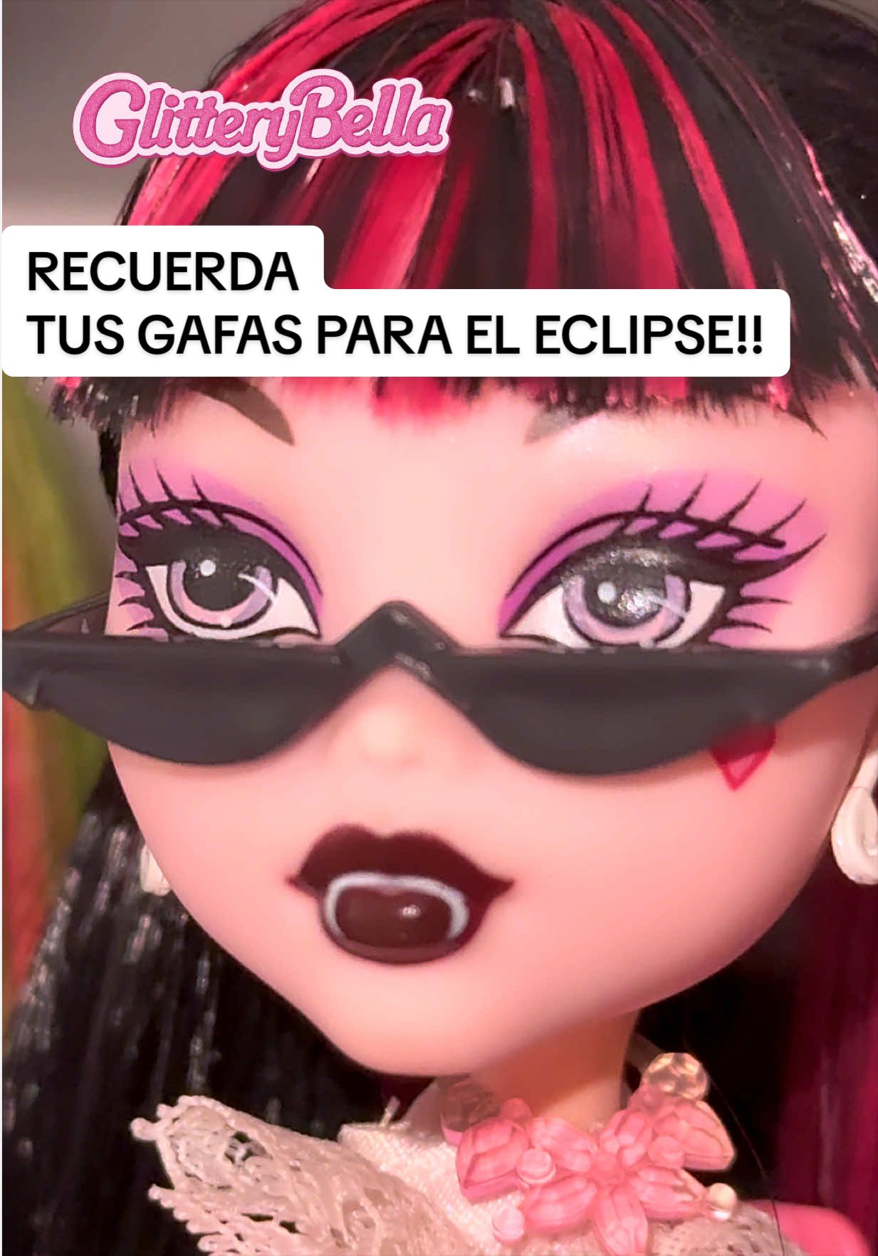 @glitterybelladolls
