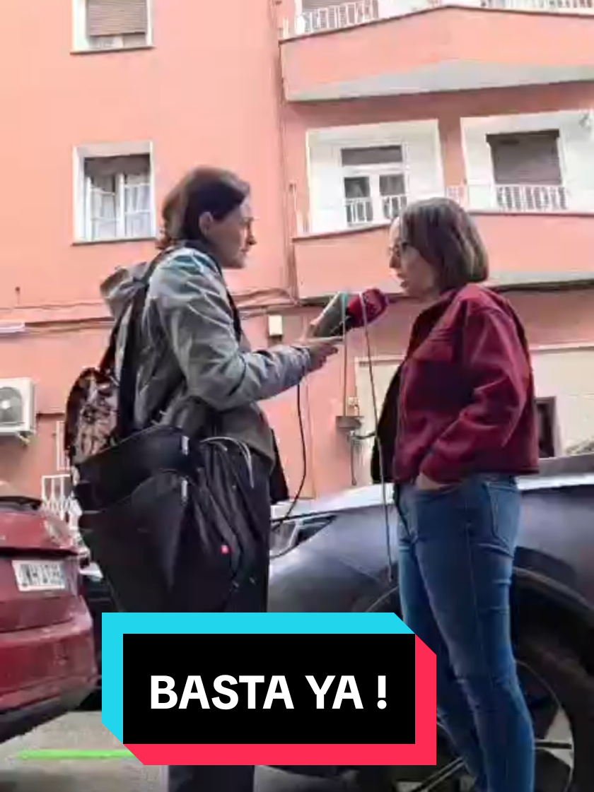 @Roja,atea y Feminista 💜