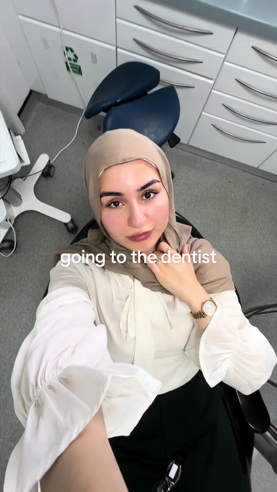 @Maya | Dentist