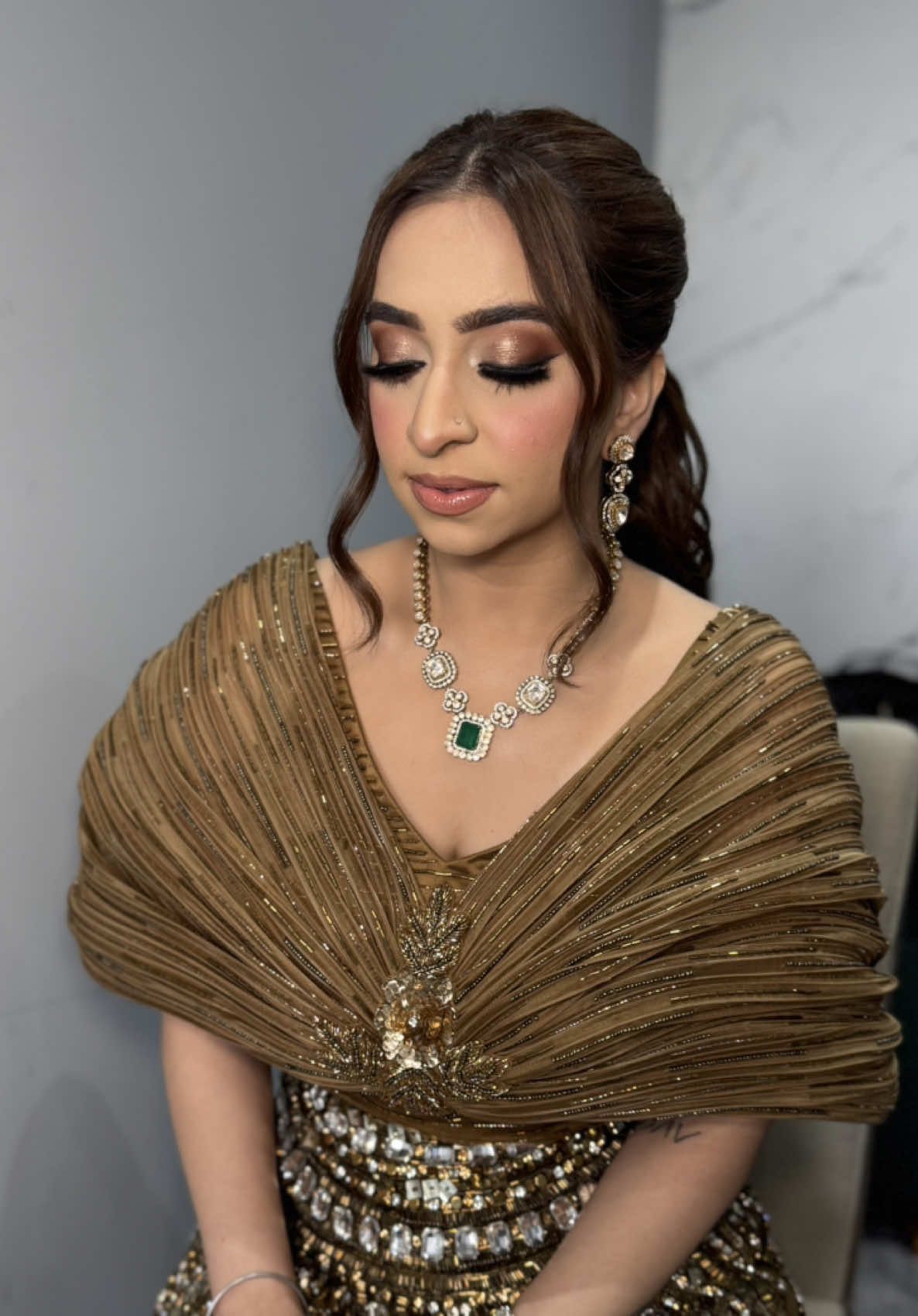 @makeoverbyavneet