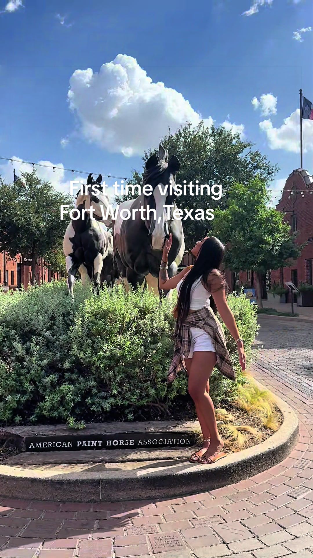 @Tia- Tash&iacute;an