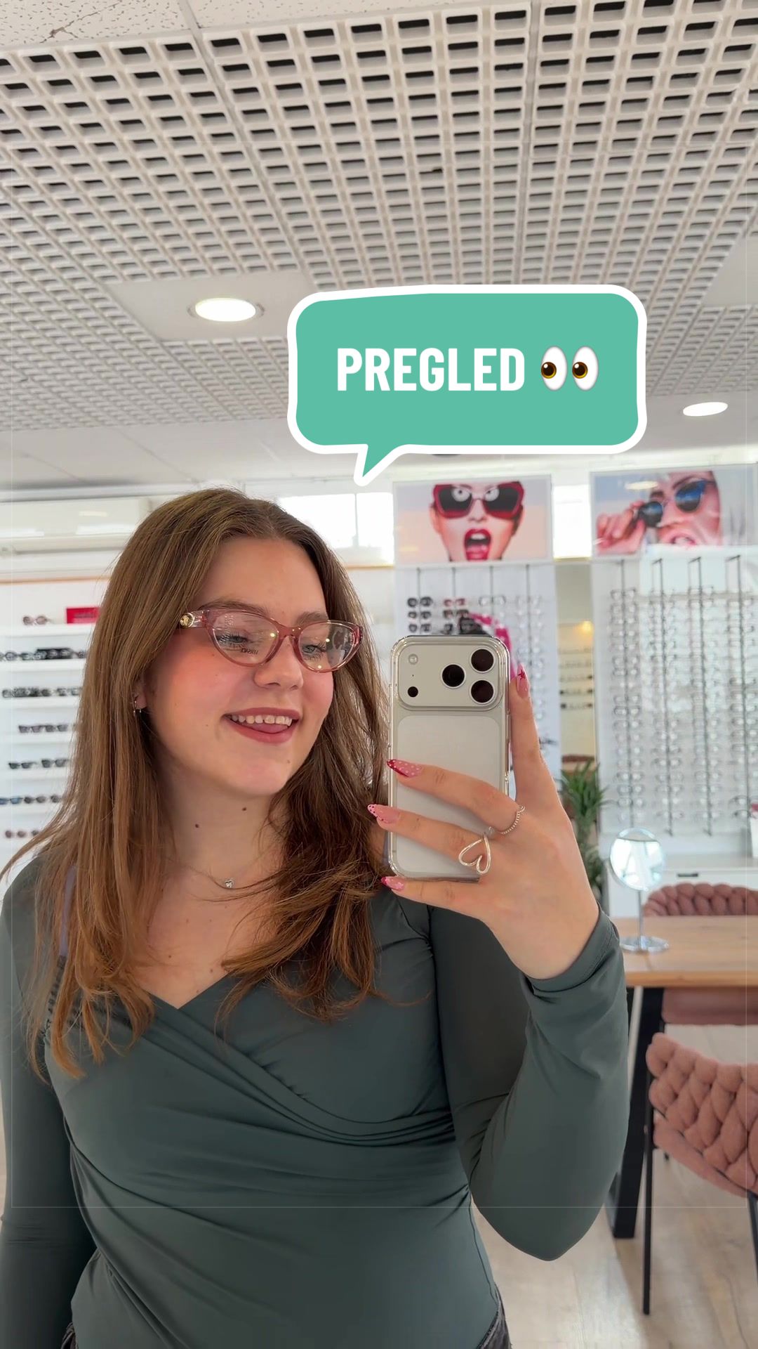 @Sisters Lek&scaron;