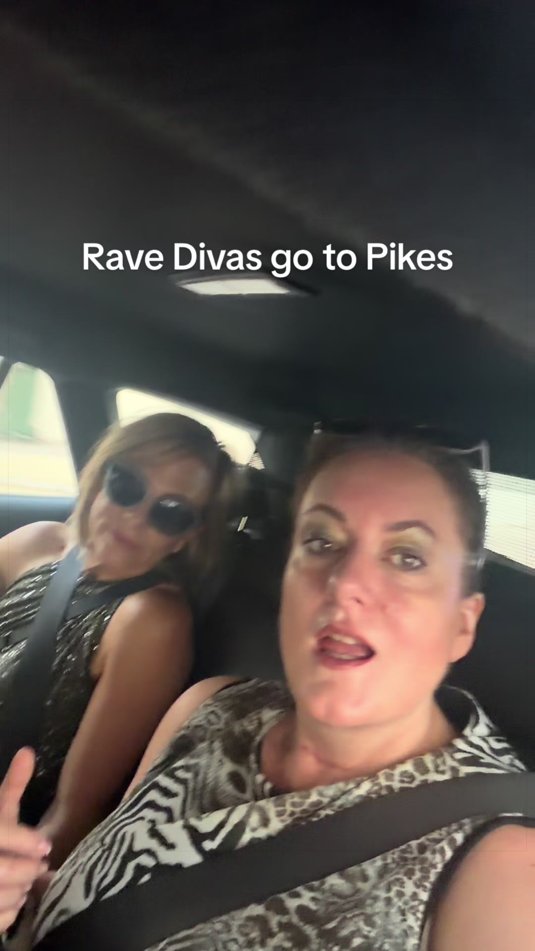 @ravinganddatingme