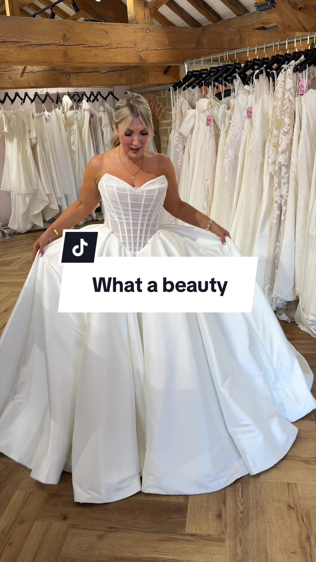 @Dotty Bridal 🤍