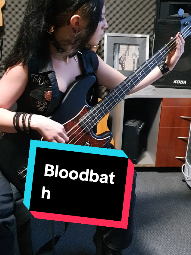 @DragoDrumsSchool Guitar & Bass