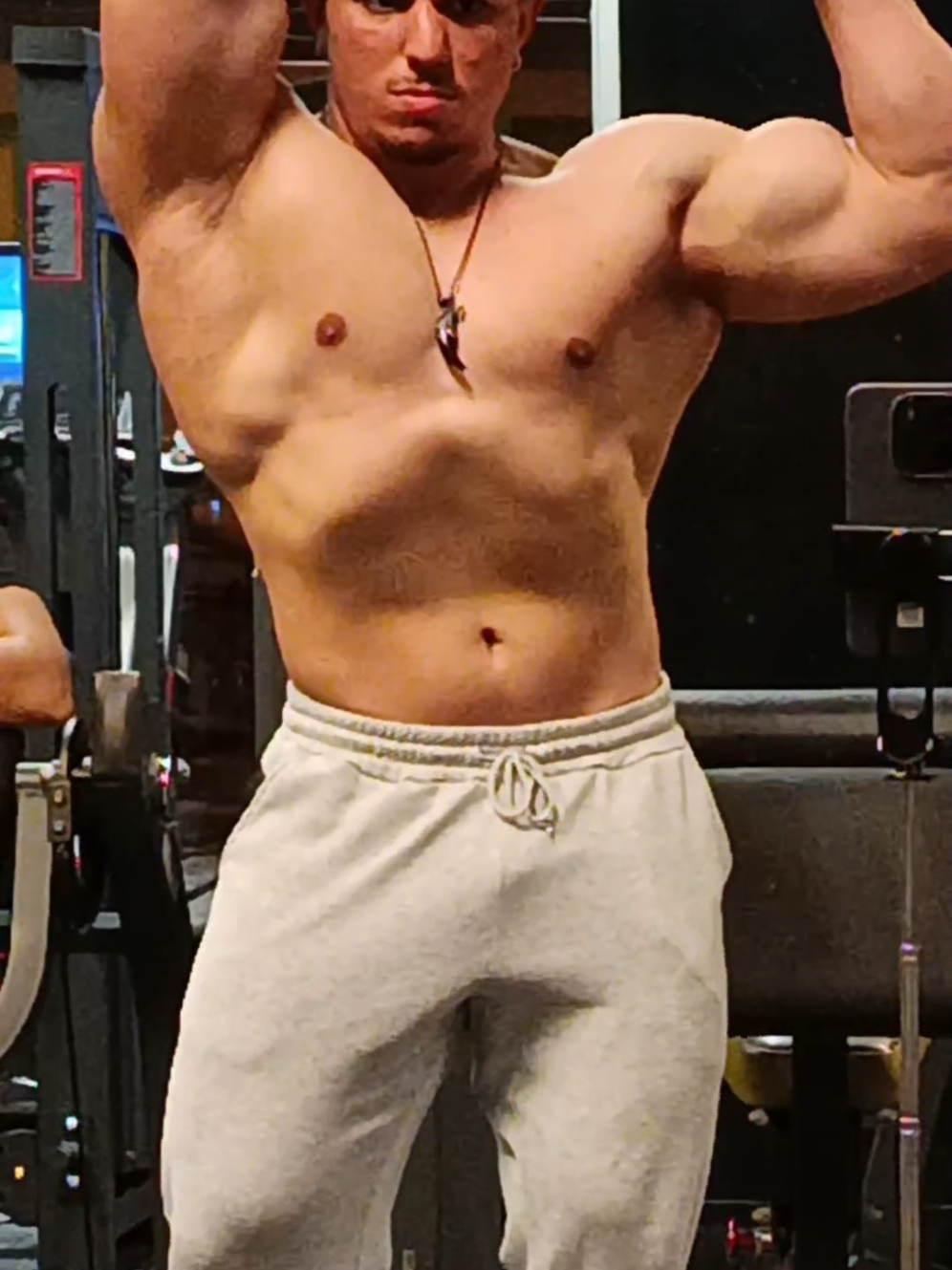 @melia 🏋️