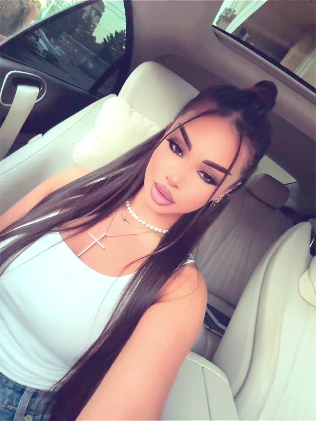 @Elissa