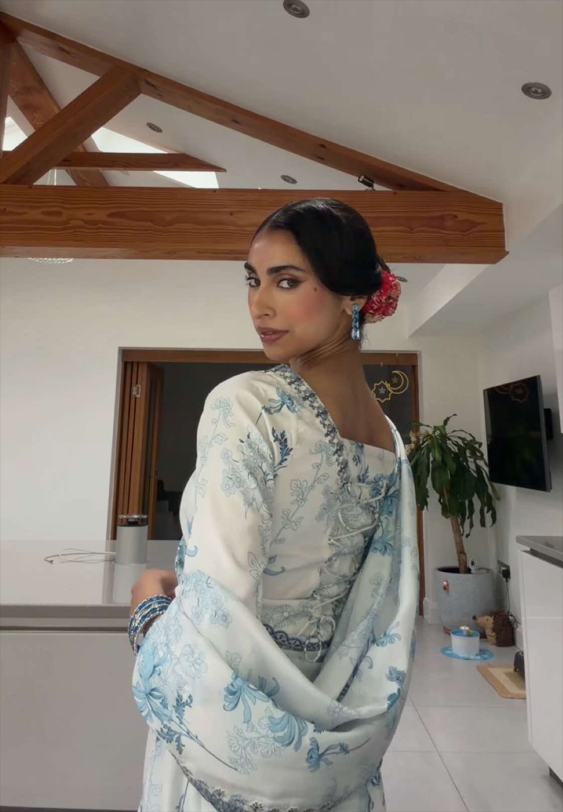 @Paasha | Scaling Yendra Beauty