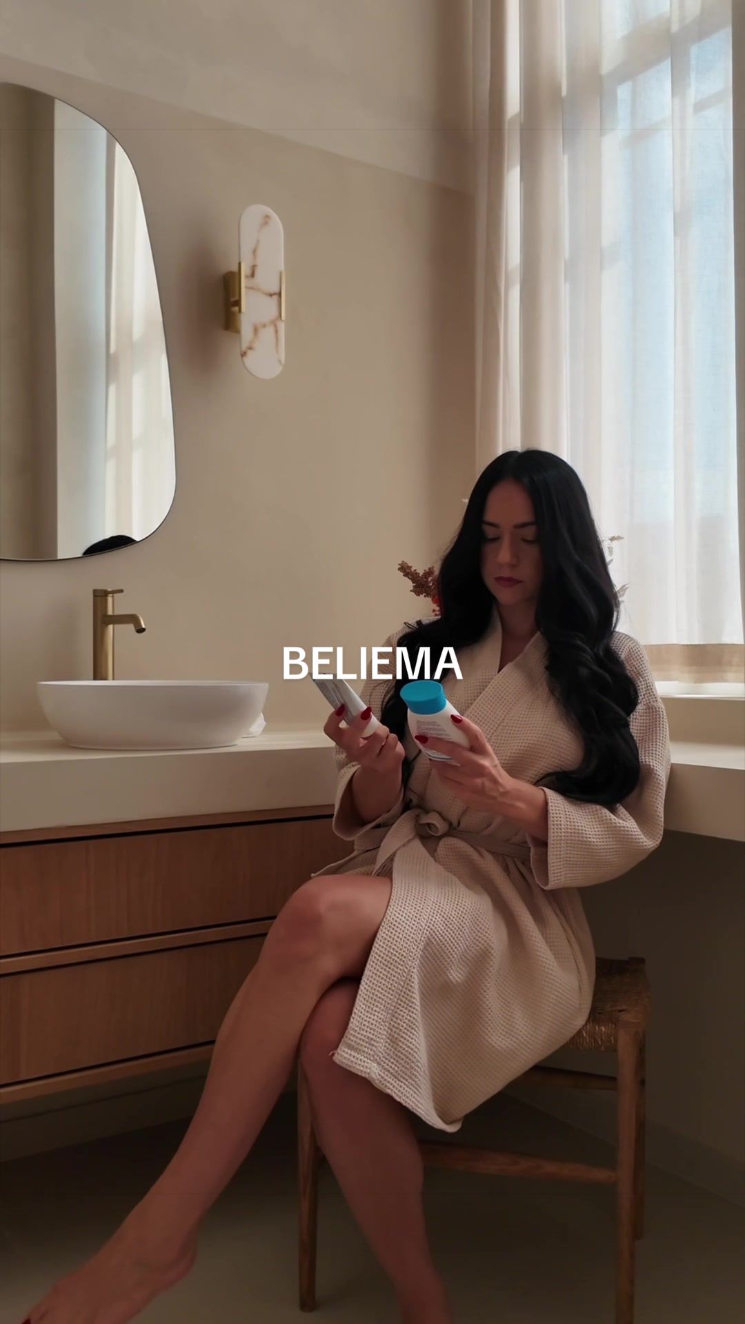 @Melk&oacute; Daniella