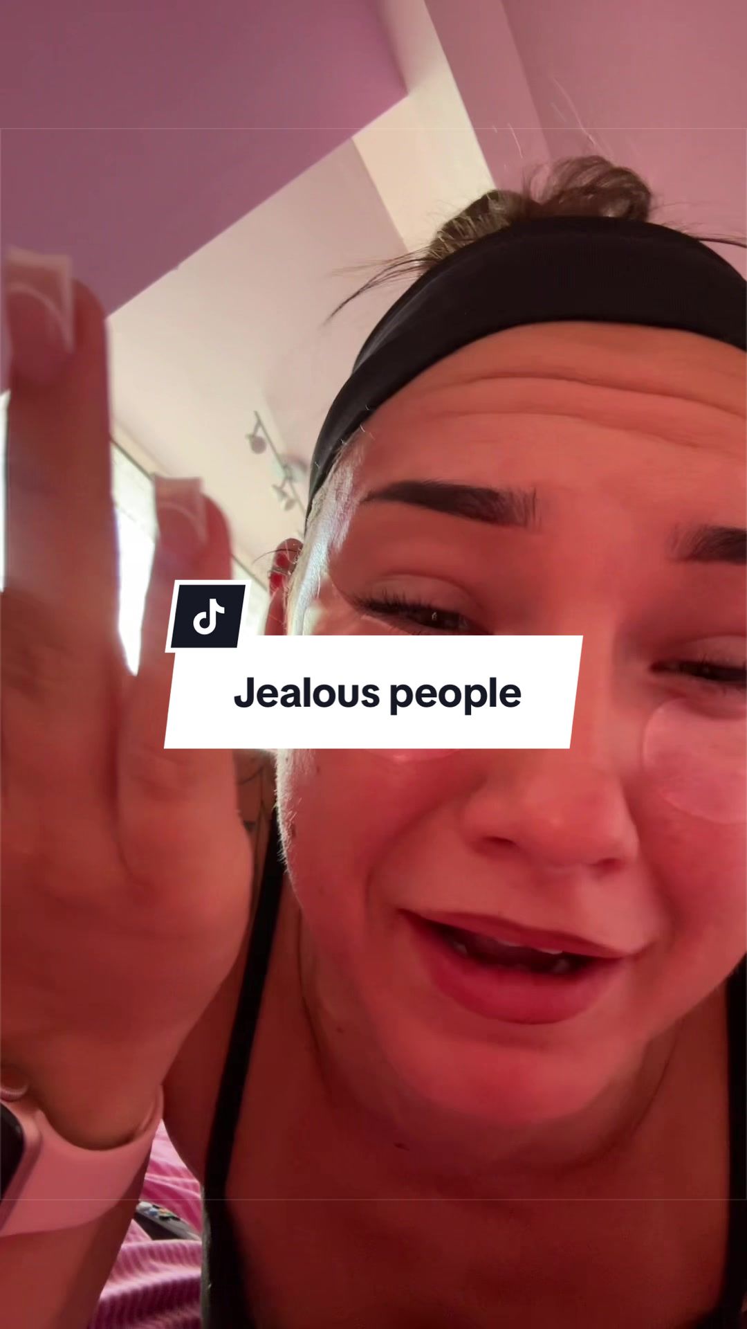 @Mia