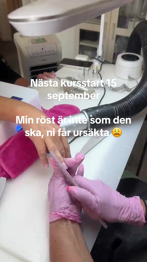 @Stockholm Manicure Lillynails