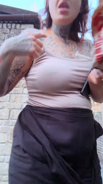 @Shitzandgiggles