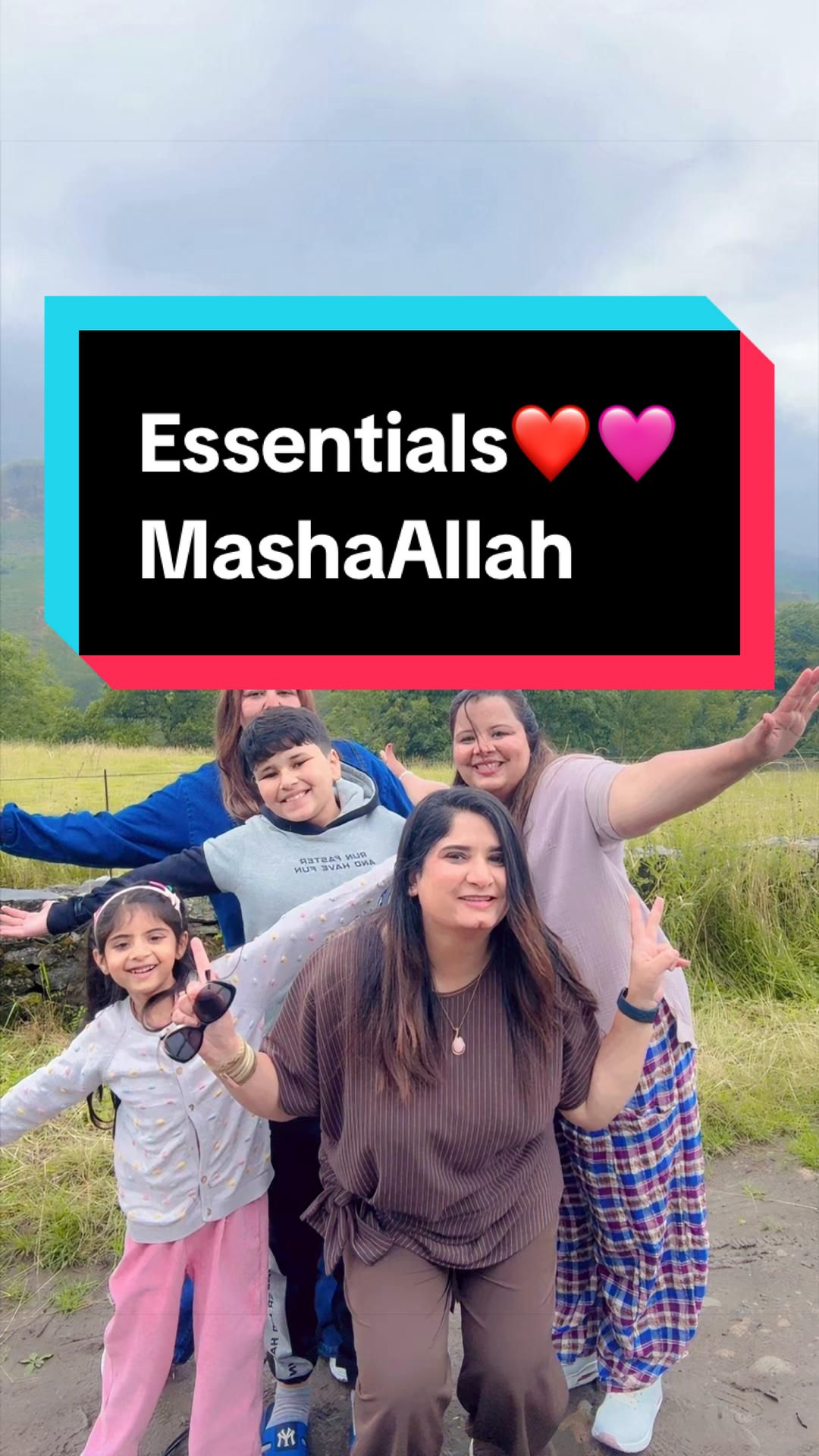 @MehreenHassan 🇬🇧🇵🇰