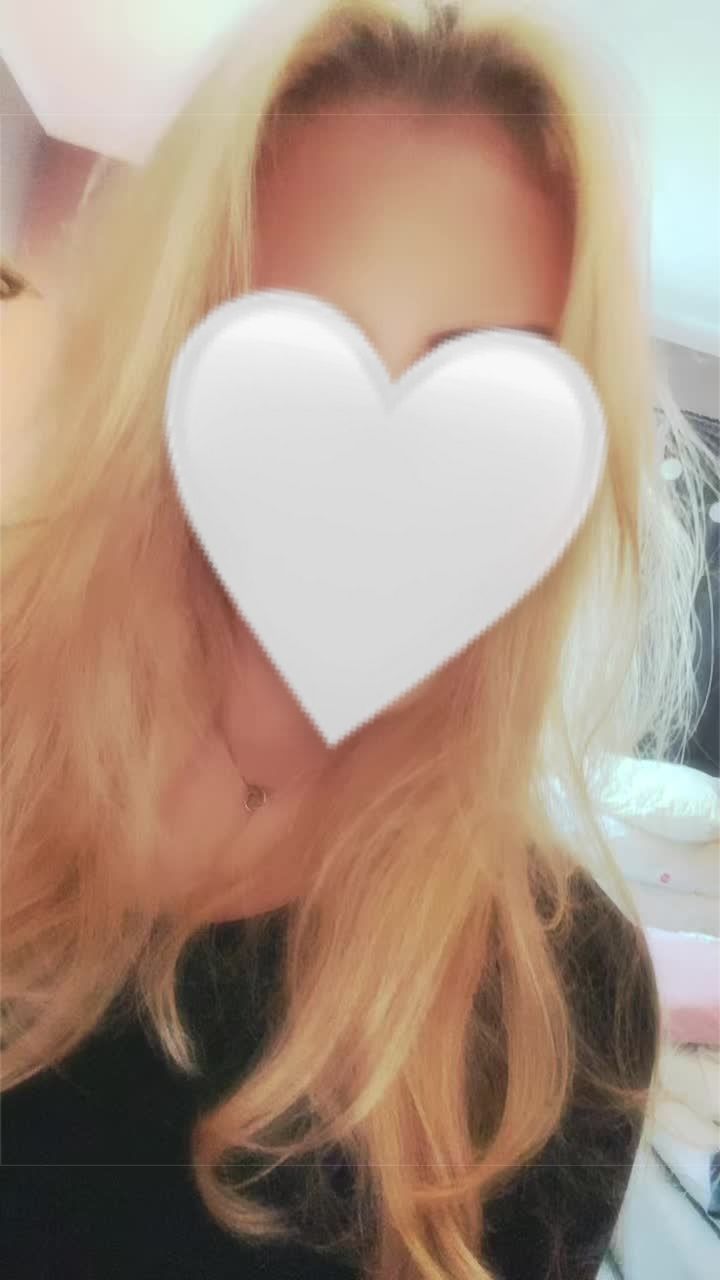 @𝒲𝒶𝓃ℯ𝓈𝓈𝒶🥂💋