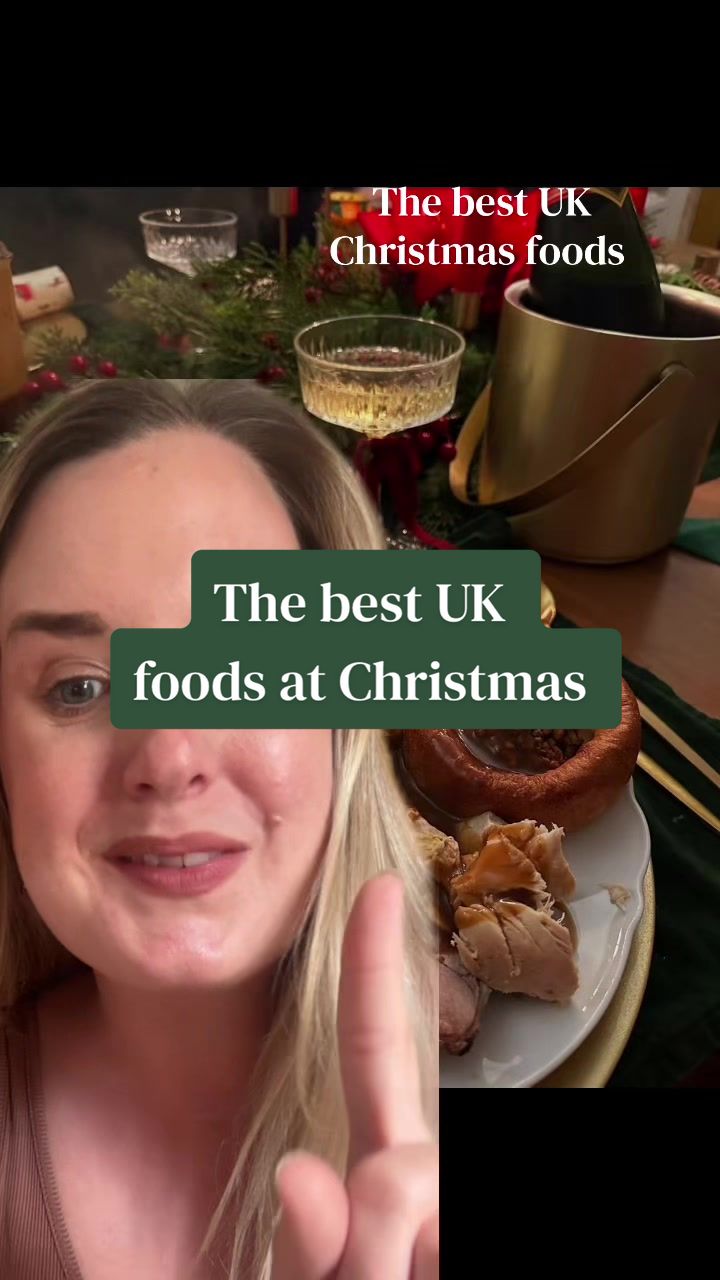 @AshleighLovesChristmas