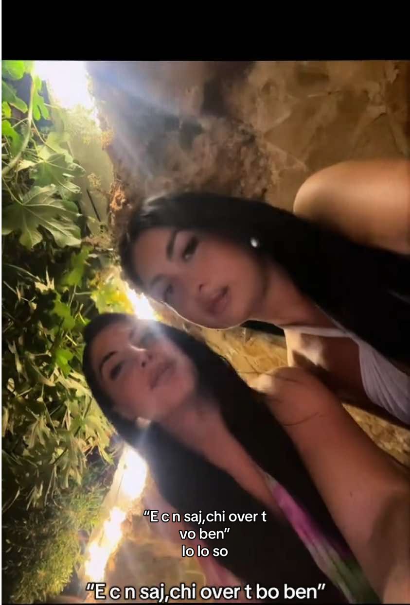 @Maria Vitrani