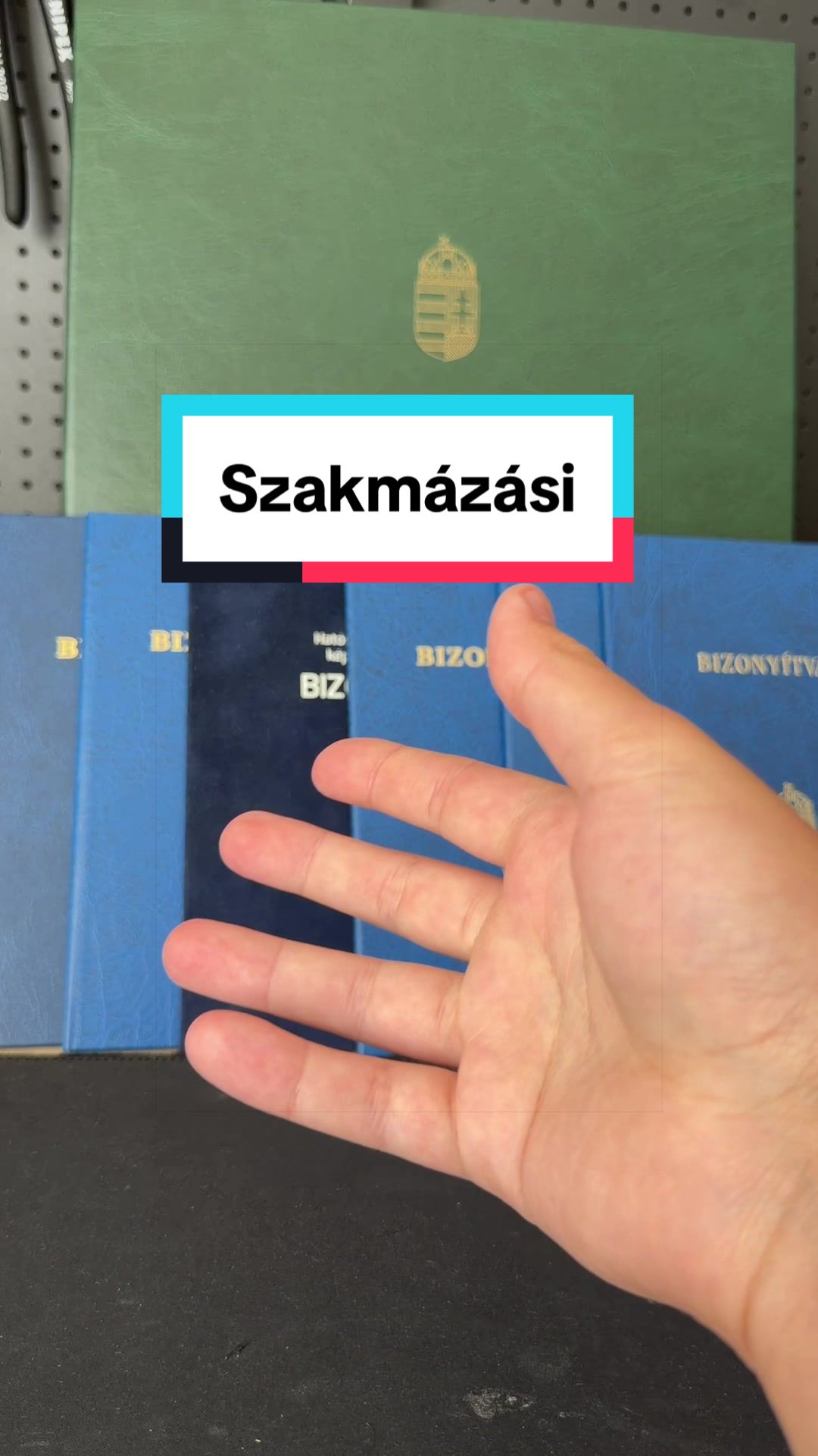 @AGázos