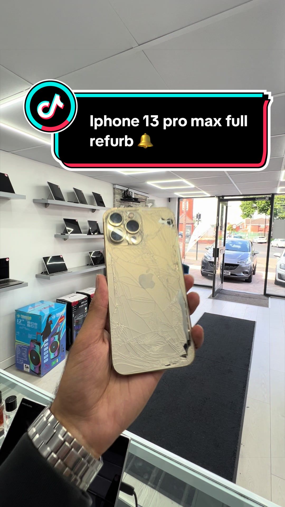 @Phones+Tech