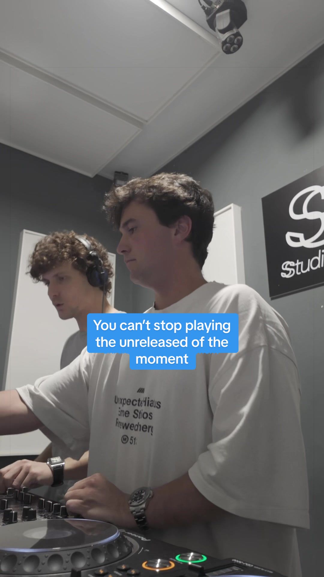@Eduucs