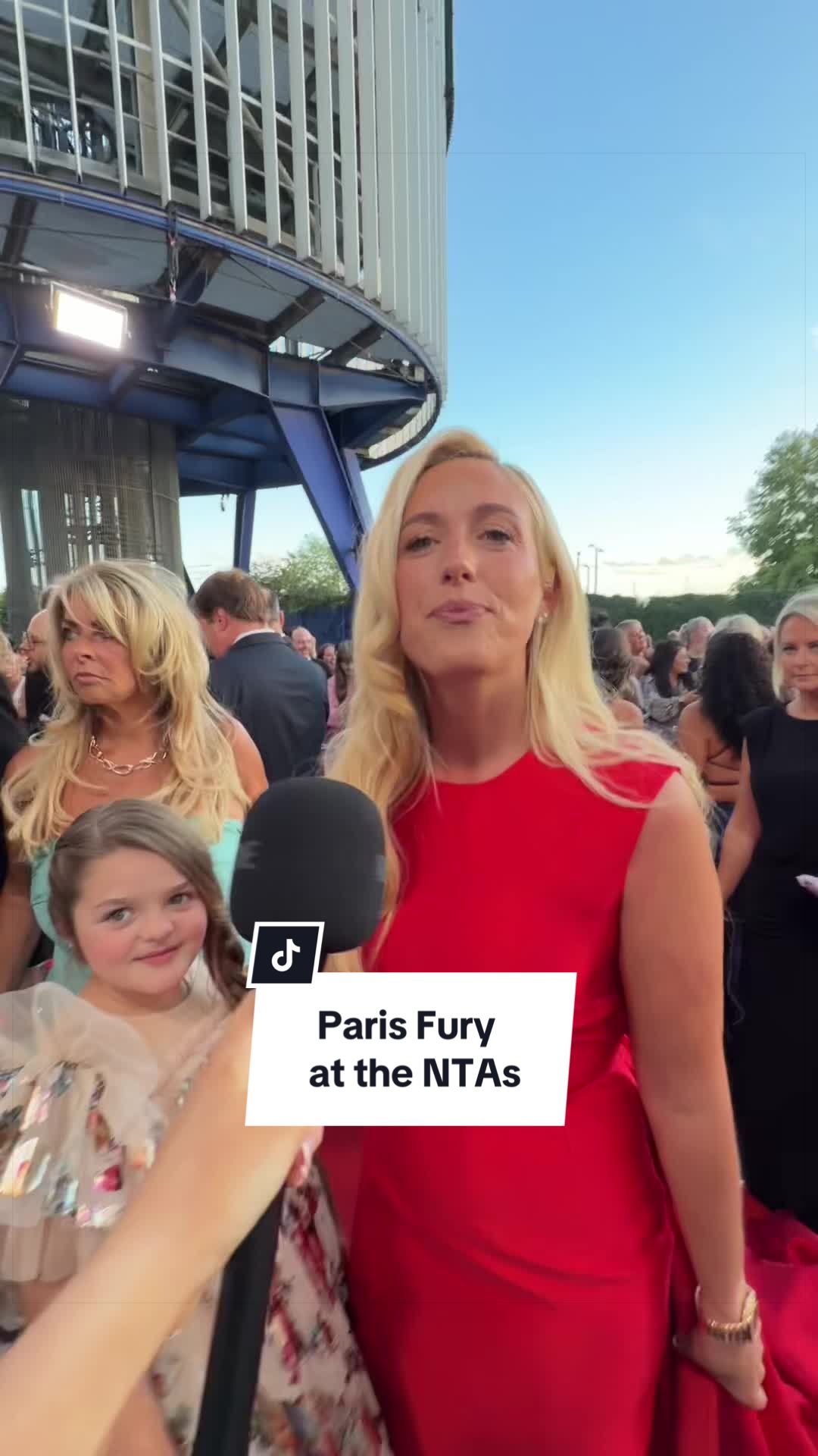 @fashwithtash