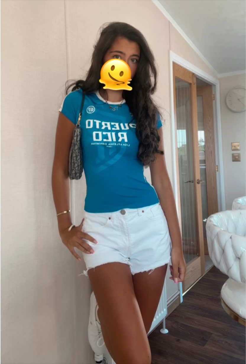 @🤍⭐️𝒞𝓁𝒶𝓊𝒹𝒾𝒶⭐️🤍