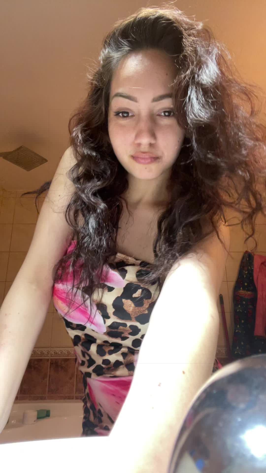 @N Y