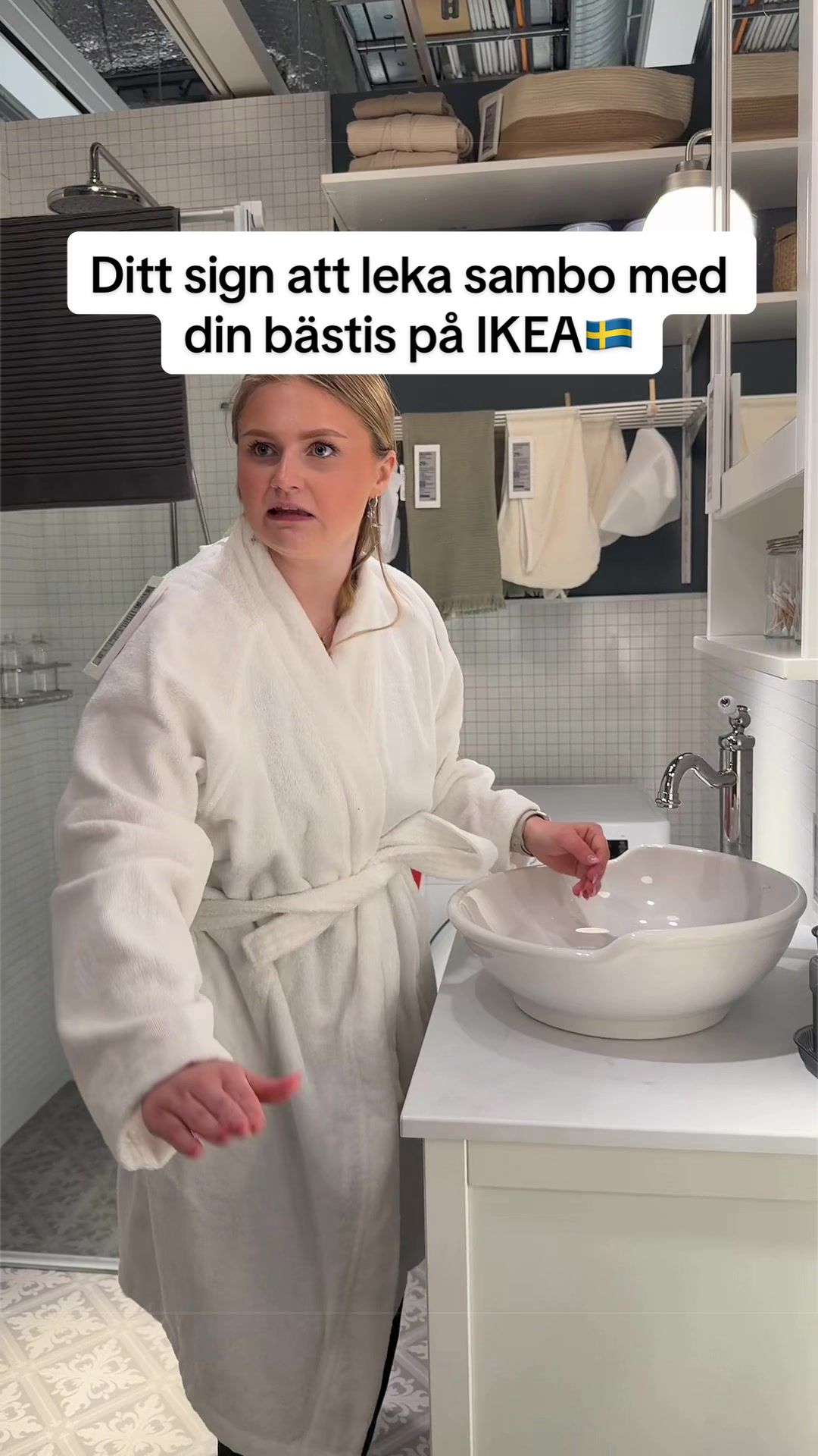 @Blondie