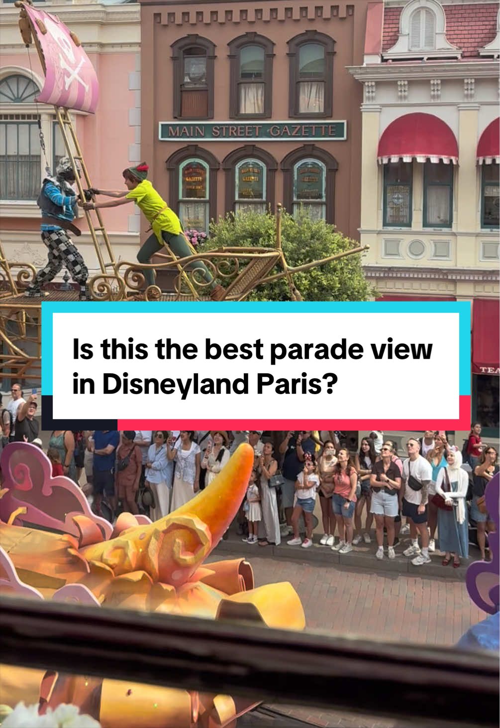 @Em & Step | Travel & Disney ✈️