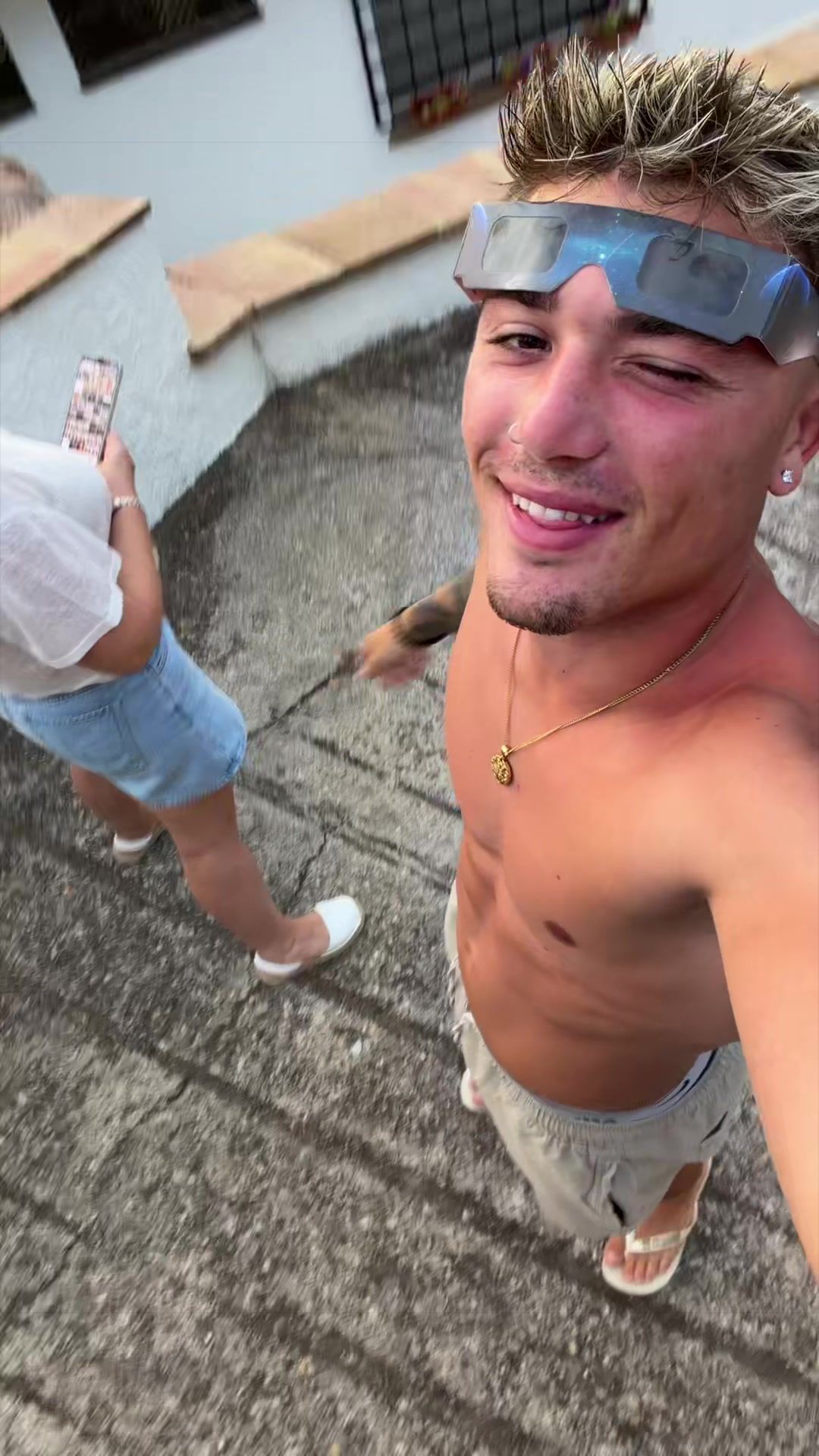 @Peterangori