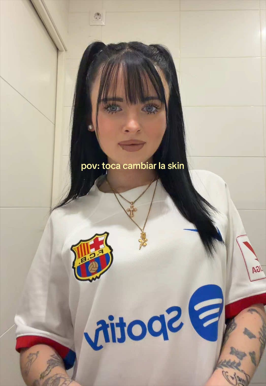 @𝔪𝔞𝔯𝔦𝔞🦦