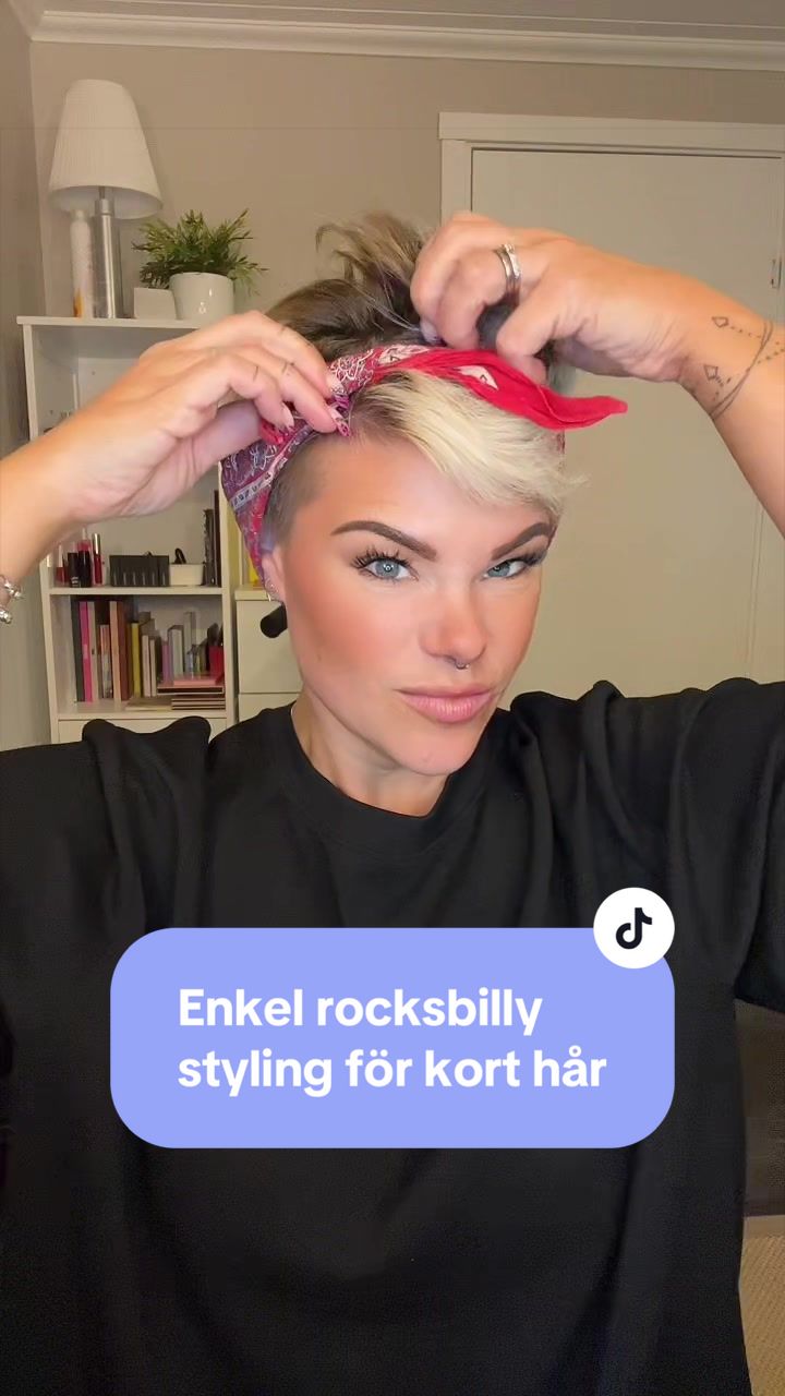 @KissandMakeupByLotta