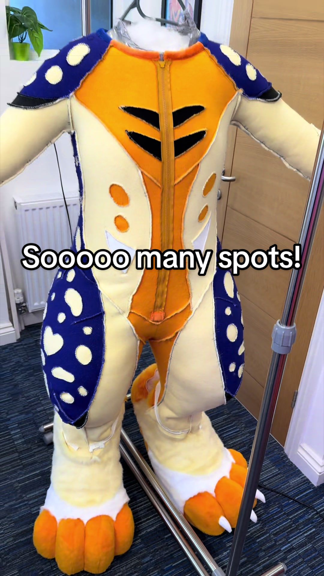 @fablebeastfursuits🔜CFz!🐾