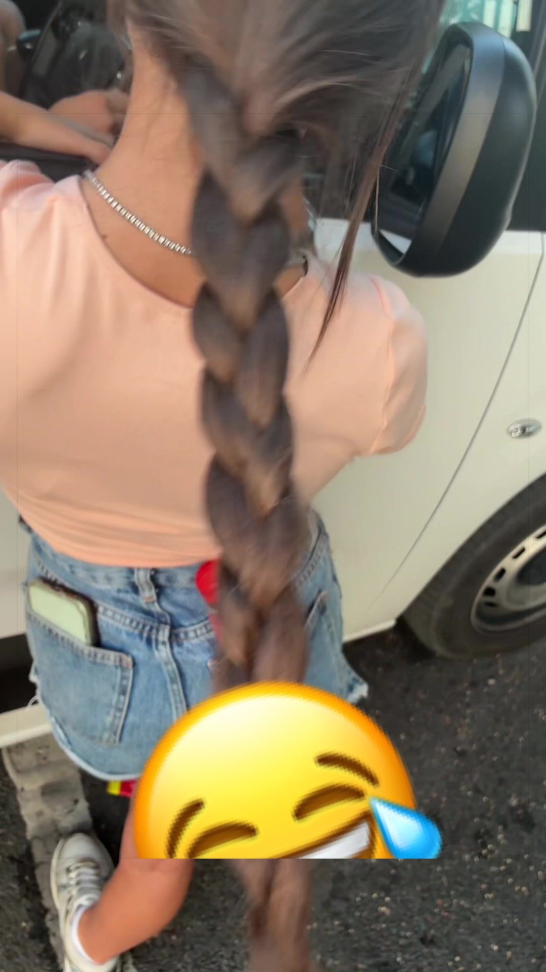 @~J~