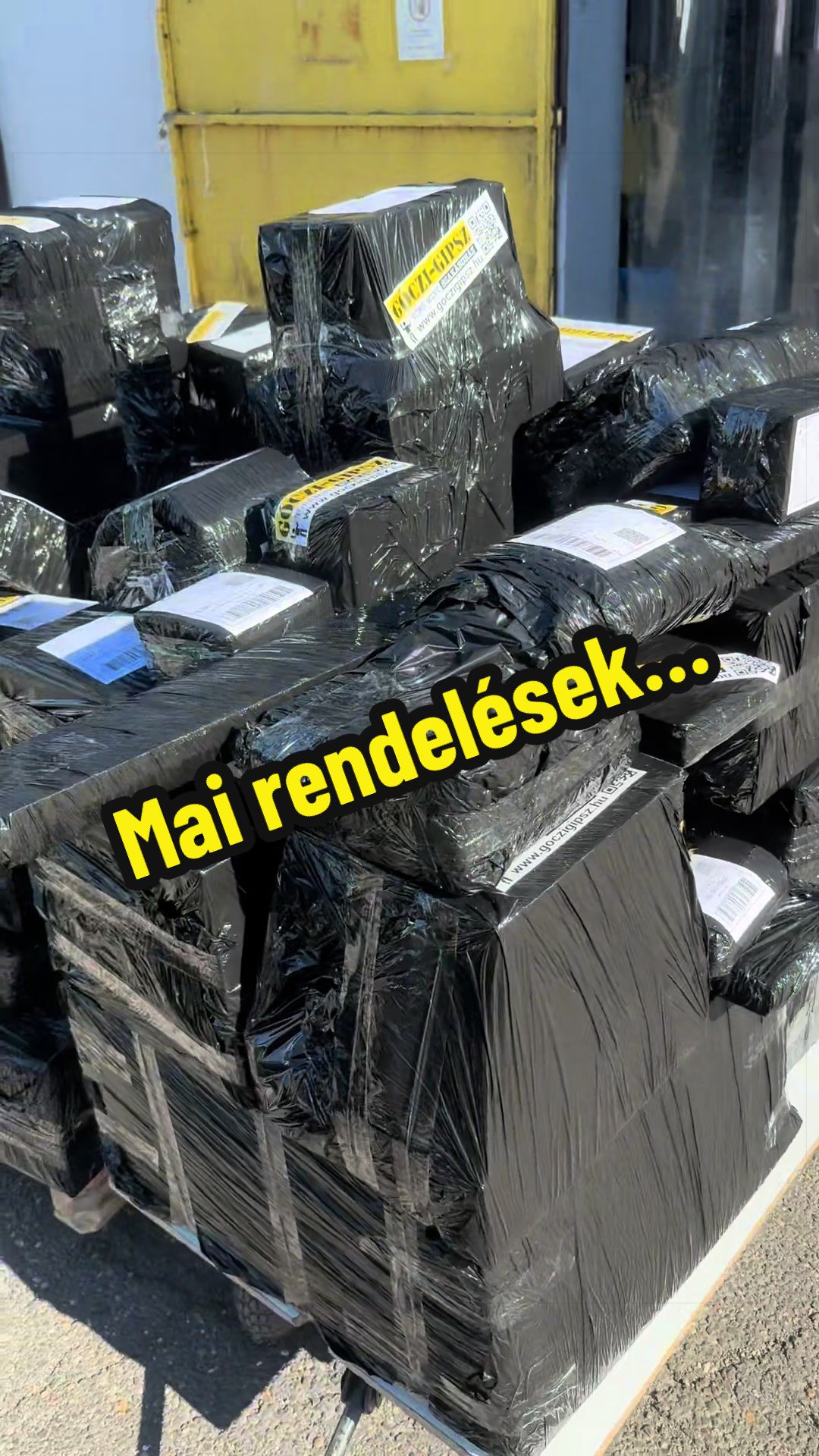 @G&oacute;cz&aacute;n Tam&aacute;s