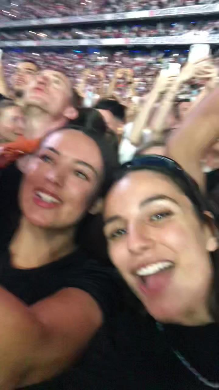@laraleuse