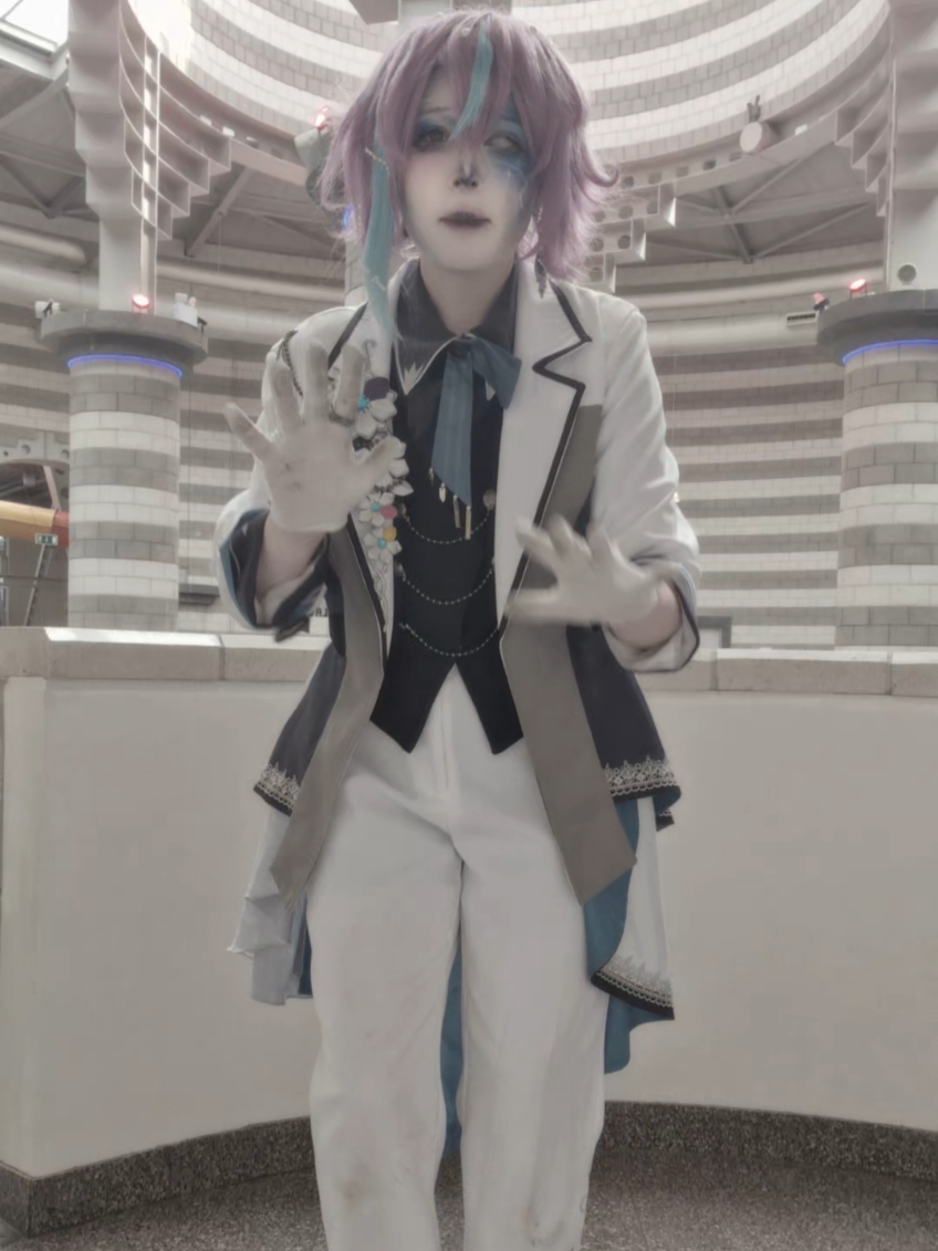 @♱  .   sera  .  ໒꒱