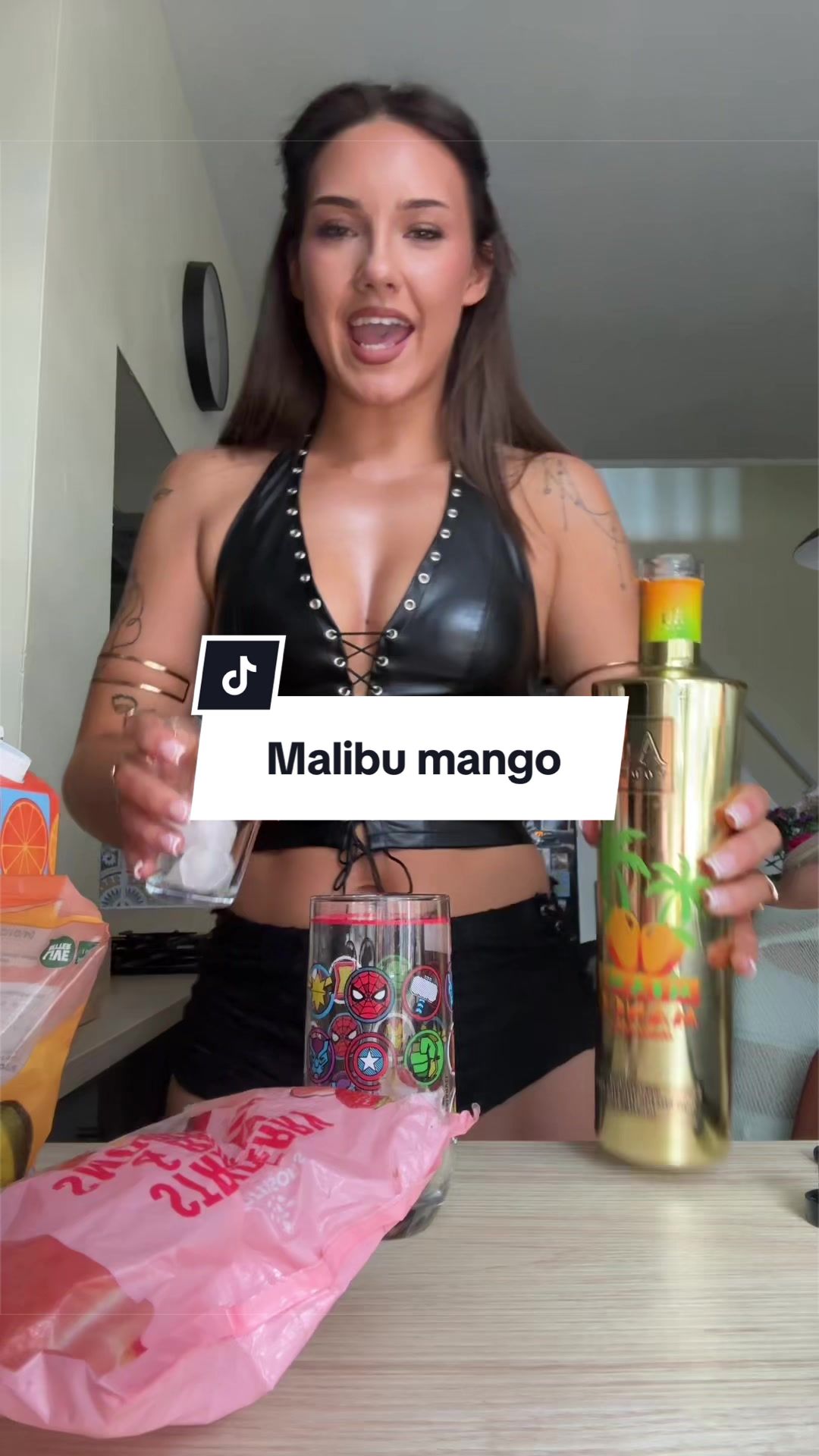 @Mia
