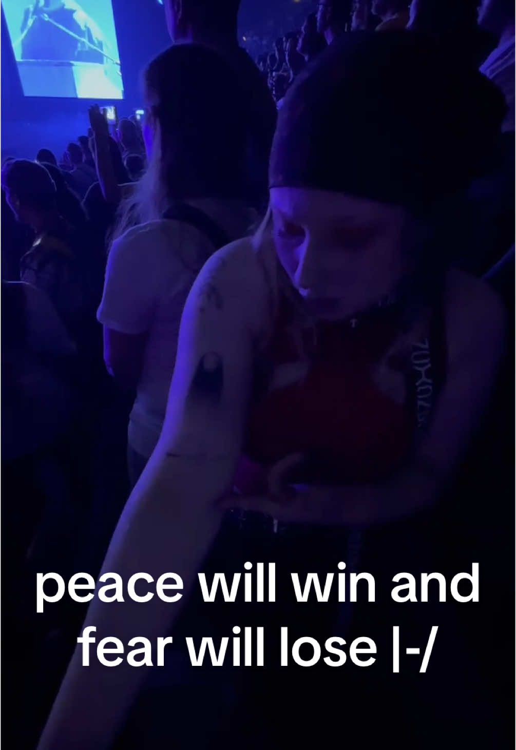 @joy |-/